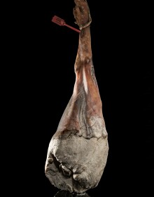 Packshot - Jambon sec Cul Noir du Limousin - Ecusson Noir