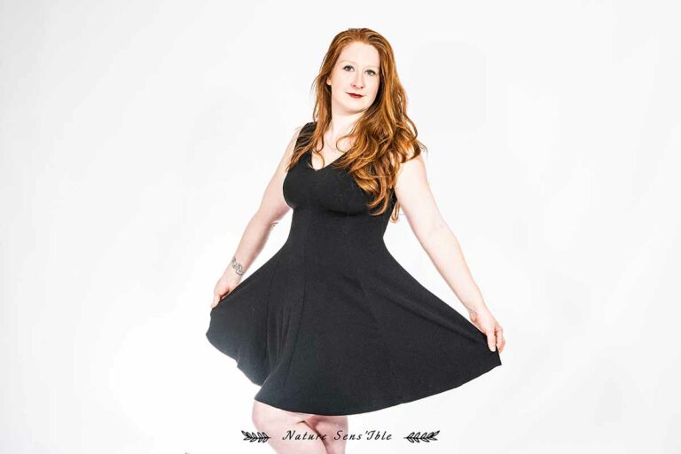 Photo femme en robe – Portrait Studio