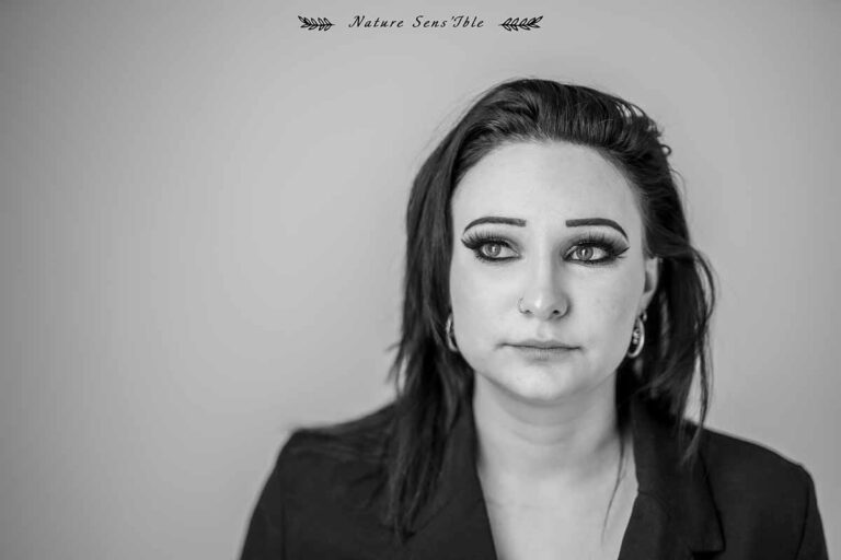 Photo Femme classe – Portrait studio