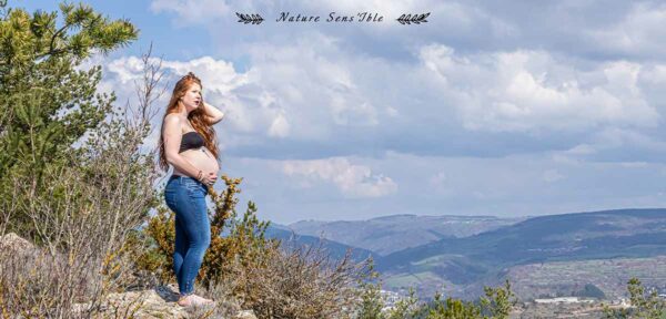 Portrait Panoramique avec femme enceinte, grossesse, ventre rond – Photo shooting extérieur